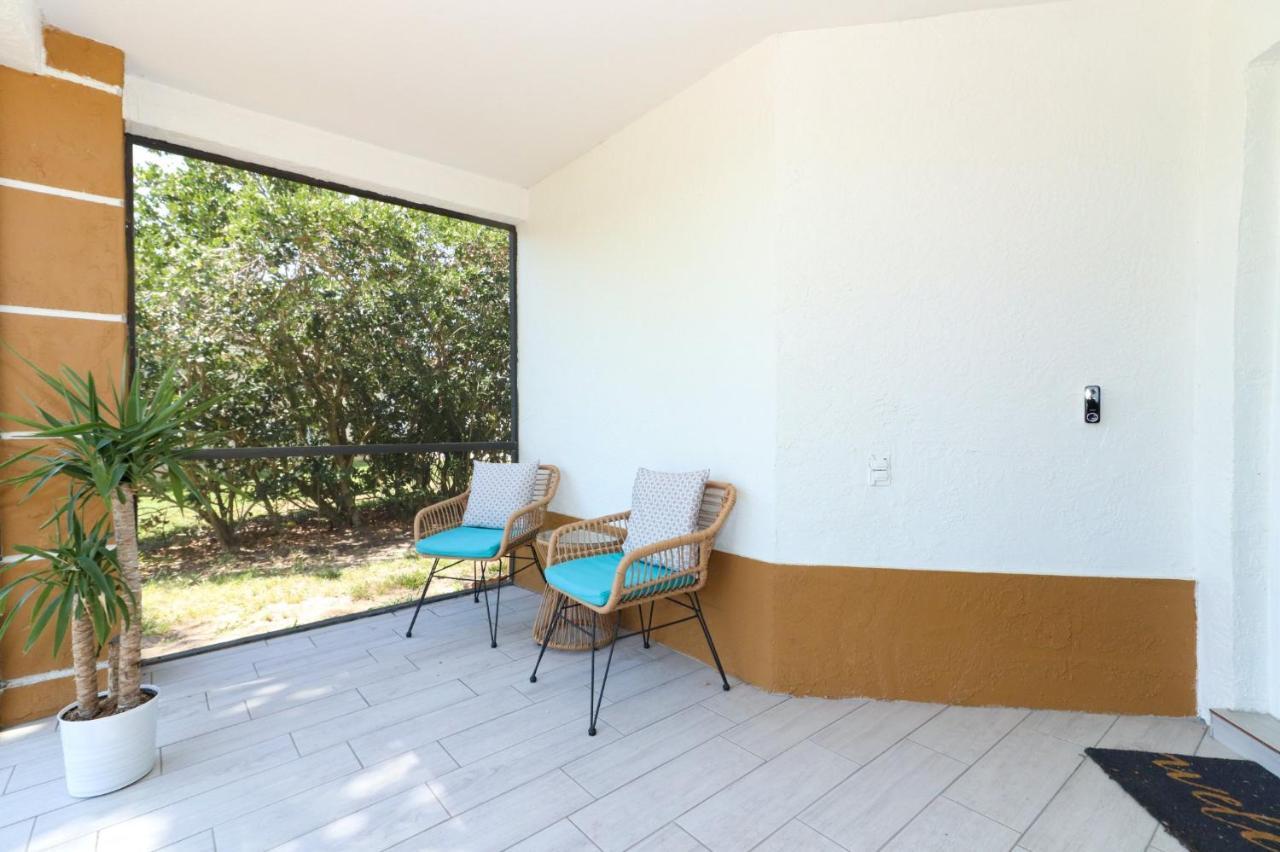 Lilys Stylish Villa Close To Disney Ideal For Long Stays Орландо Экстерьер фото