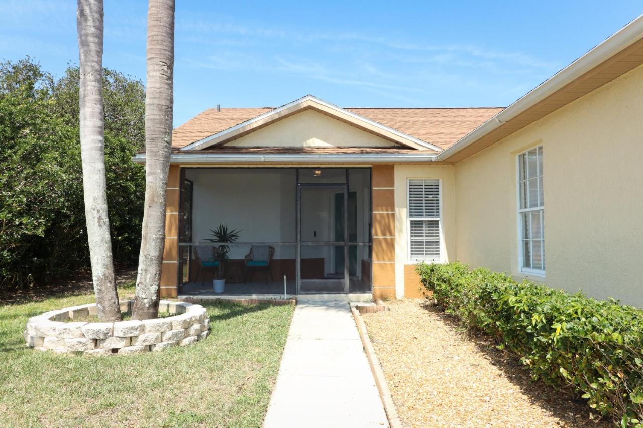 Lilys Stylish Villa Close To Disney Ideal For Long Stays Орландо Экстерьер фото